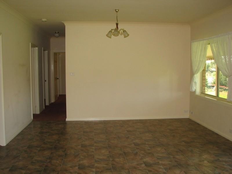 85 Myrtle Creek Avenue, Tahmoor NSW 2573