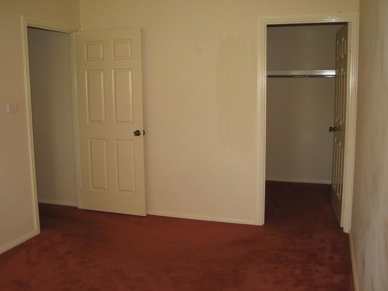 85 Myrtle Creek Avenue, Tahmoor NSW 2573