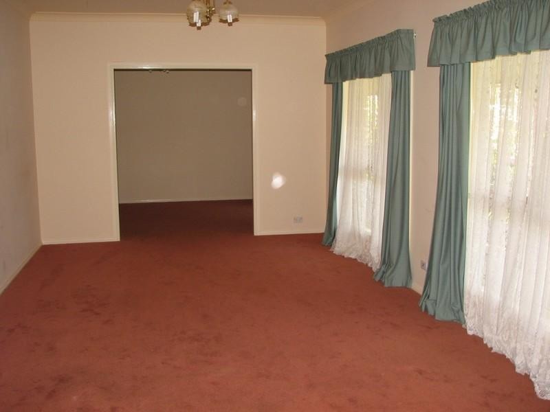 85 Myrtle Creek Avenue, Tahmoor NSW 2573