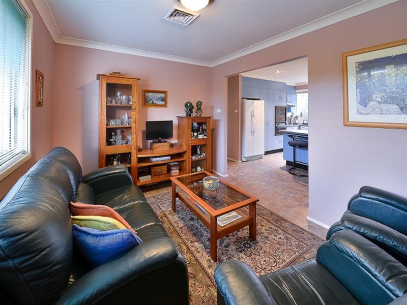 7 Tarrant Close, Picton NSW 2571