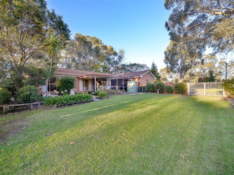 28 Lloyds Way, Bargo NSW 2574
