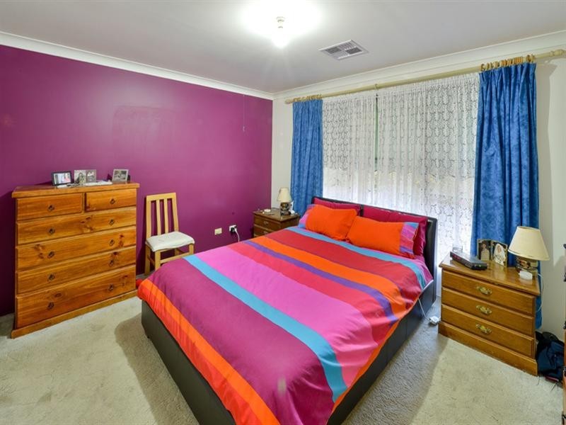 28 Lloyds Way, Bargo NSW 2574