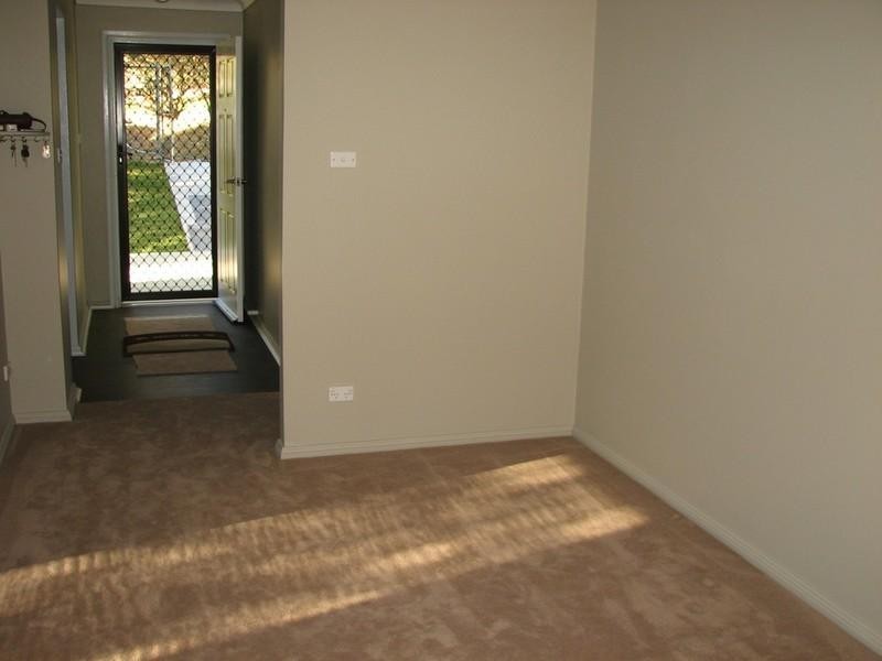 2 Haddon Place, Picton NSW 2571