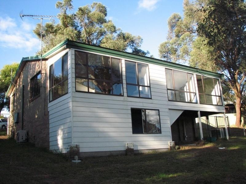 2 Haddon Place, Picton NSW 2571