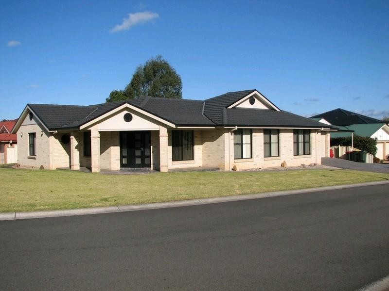 1 Hereford Way, Picton NSW 2571