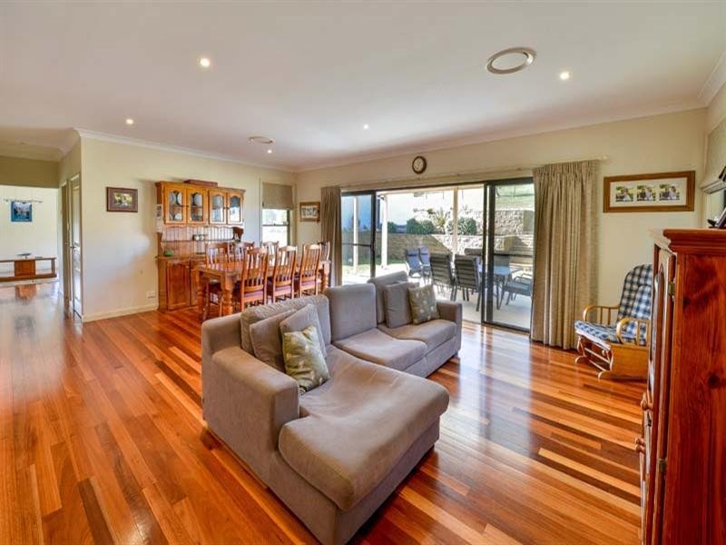 2 Attunga Close, Picton NSW 2571