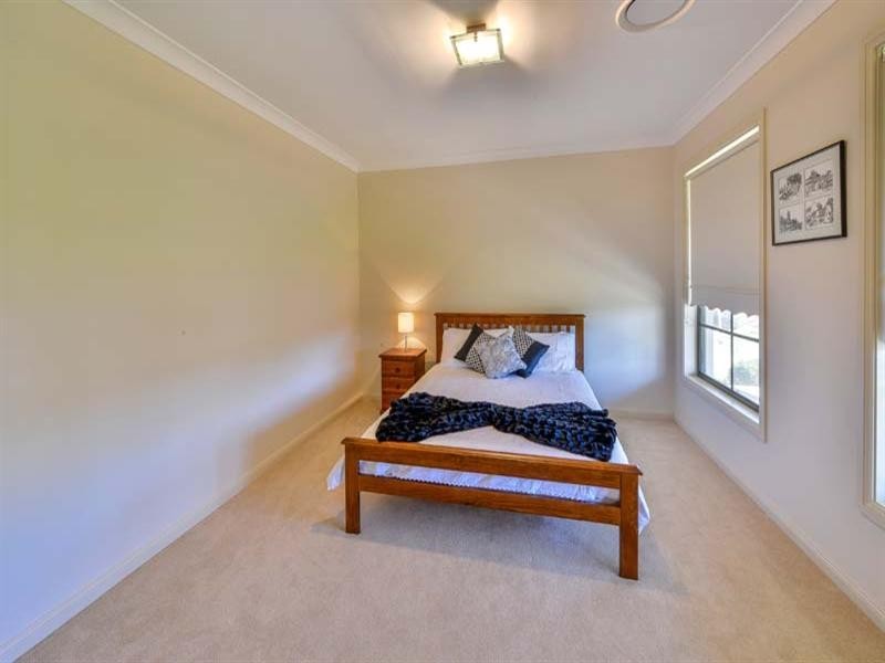 2 Attunga Close, Picton NSW 2571