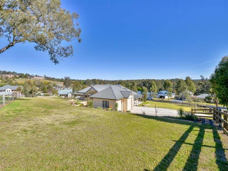 2 Attunga Close, Picton NSW 2571