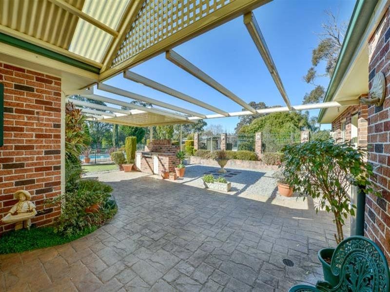 9 Lloyds Way, Bargo NSW 2574