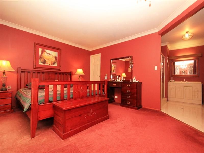 11 Coldenham Road, Picton NSW 2571