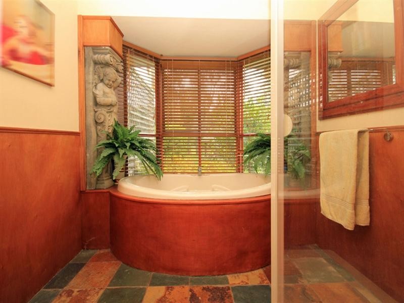 11 Coldenham Road, Picton NSW 2571