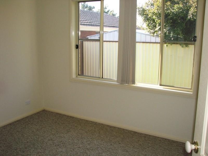 52 Westbourne Avenue, Thirlmere NSW 2572