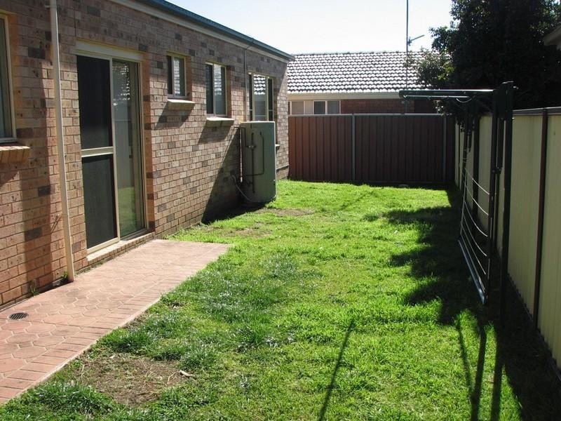 52 Westbourne Avenue, Thirlmere NSW 2572