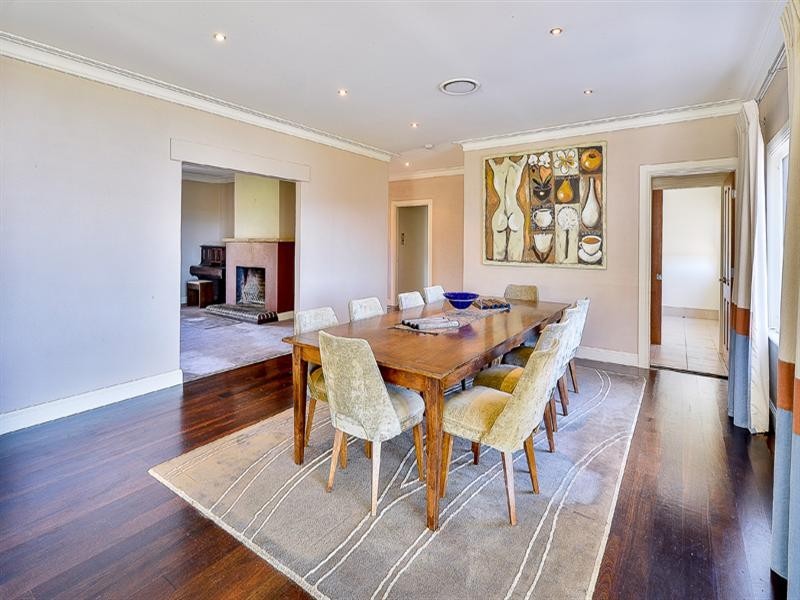 5 Lawson Road, Pheasants Nest NSW 2574