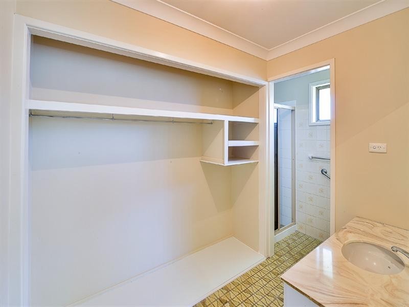 11 Stargard Crescent, Picton NSW 2571