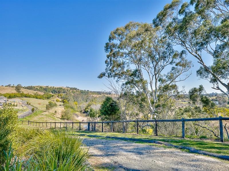 11 Stargard Crescent, Picton NSW 2571