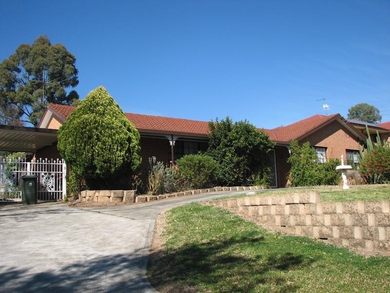 40 Park Avenue, Tahmoor NSW 2573