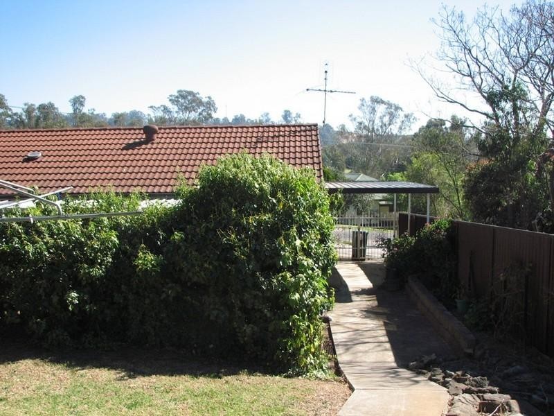 40 Park Avenue, Tahmoor NSW 2573