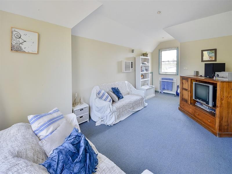 1 Prince Street, Picton NSW 2571