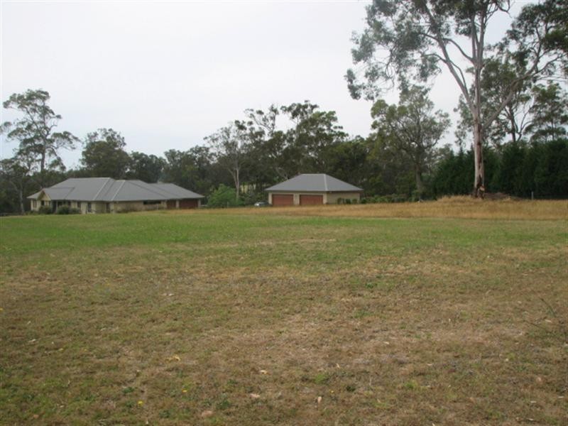 2 The Vines, Picton NSW 2571