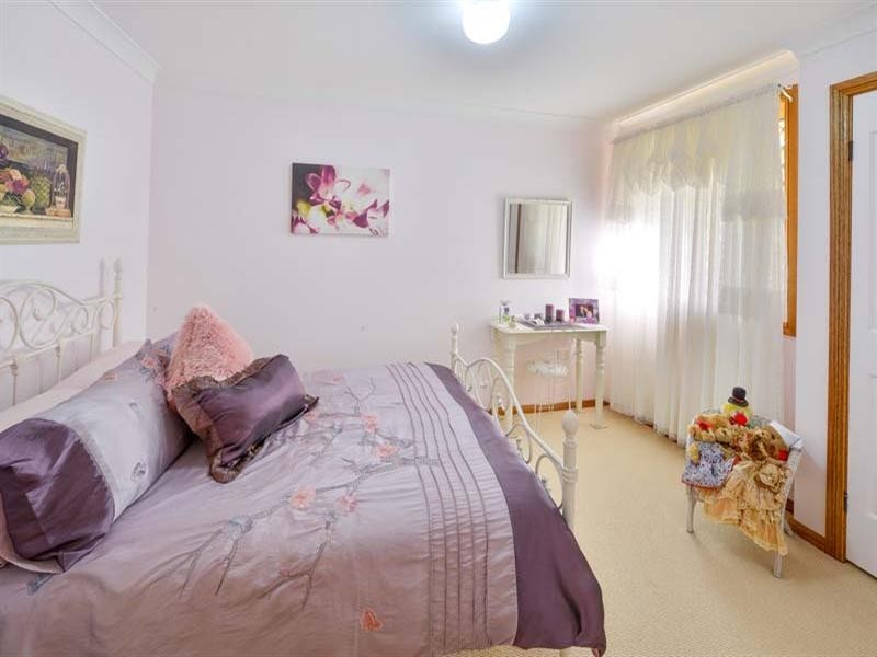 9 Lloyds Way, Bargo NSW 2574