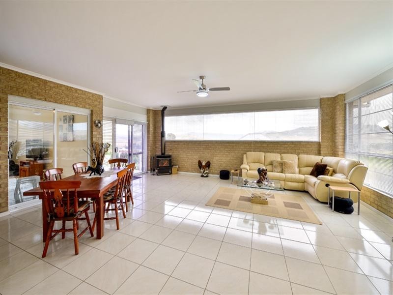 30 Stargard Crescent, Picton NSW 2571