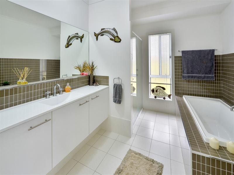 30 Stargard Crescent, Picton NSW 2571