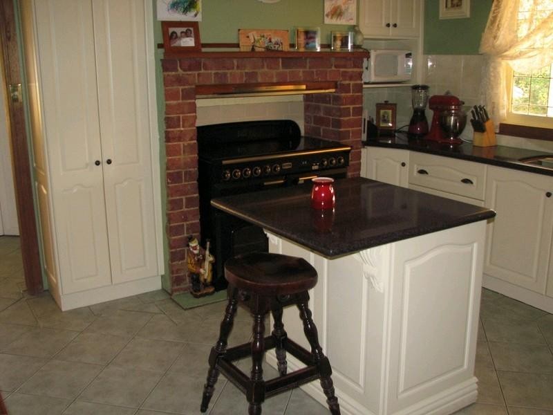 223 Menangle Street, Picton NSW 2571