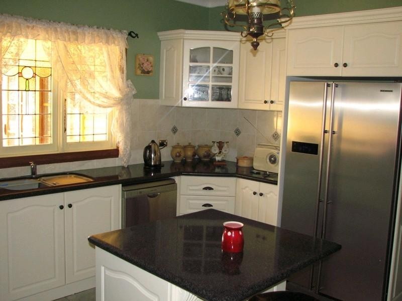 223 Menangle Street, Picton NSW 2571