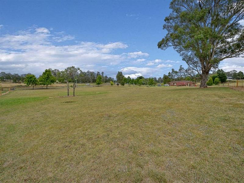 69 Tahmoor Road, Tahmoor NSW 2573