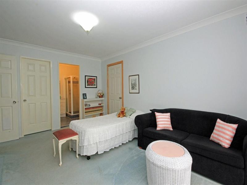 11 Coldenham Road, Picton NSW 2571