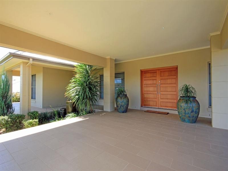 8 Stargard Crescent, Picton NSW 2571