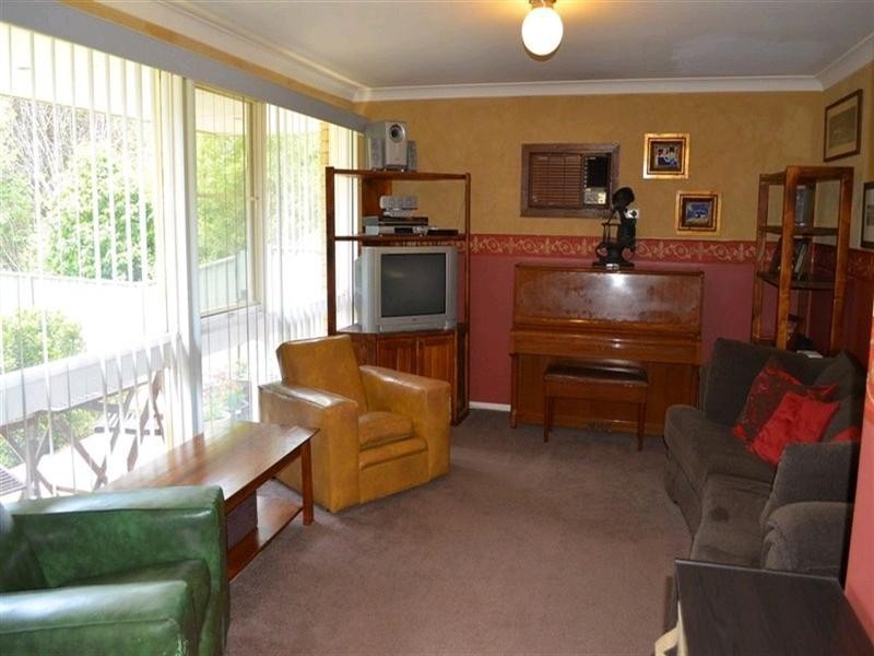 4 North Street, Thirlmere NSW 2572