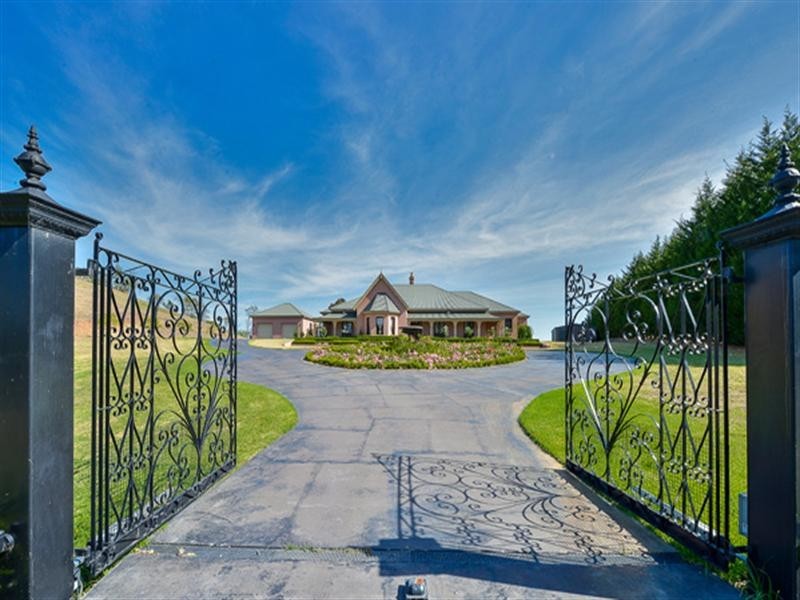 2/200 Mount Hercules Road, Razorback NSW 2571