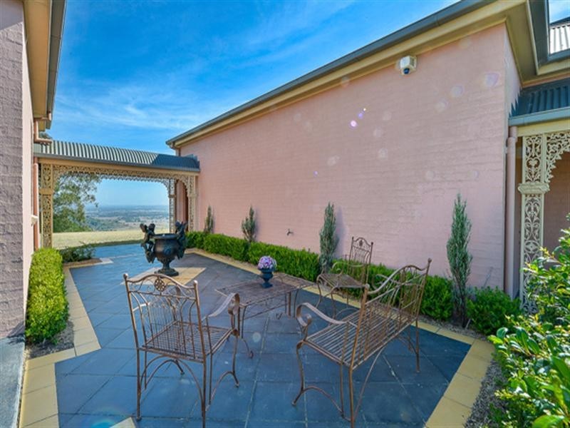 2/200 Mount Hercules Road, Razorback NSW 2571