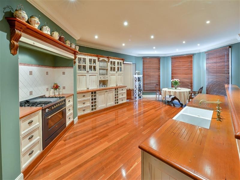 2/200 Mount Hercules Road, Razorback NSW 2571