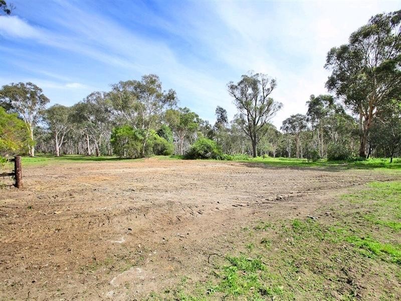 15 Daisy Lane, Bargo NSW 2574