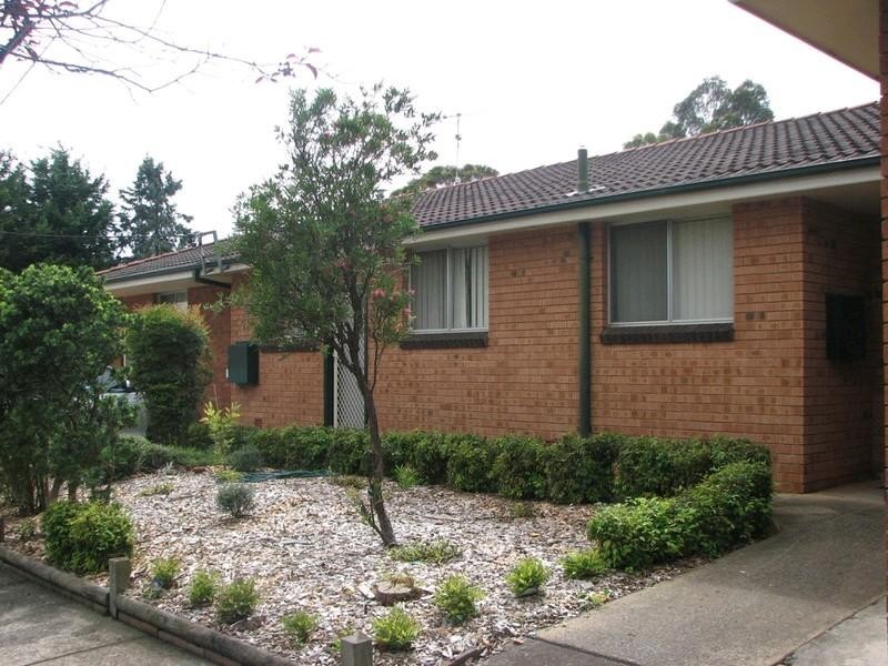 57 Oaks Road, Thirlmere NSW 2572