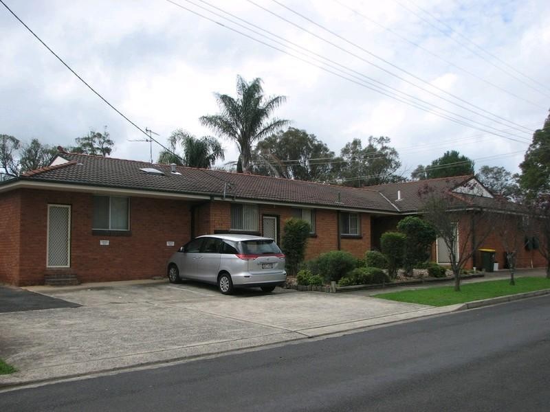 57 Oaks Road, Thirlmere NSW 2572