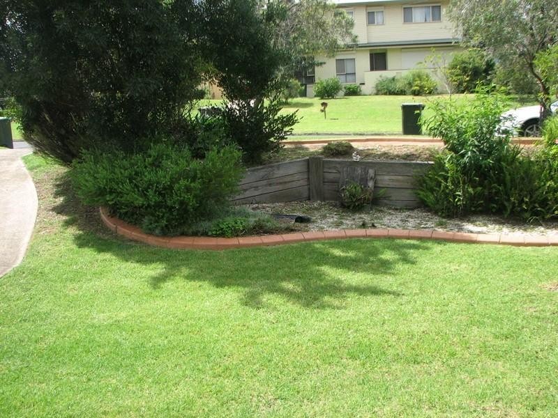 8 Haddon Place, Picton NSW 2571