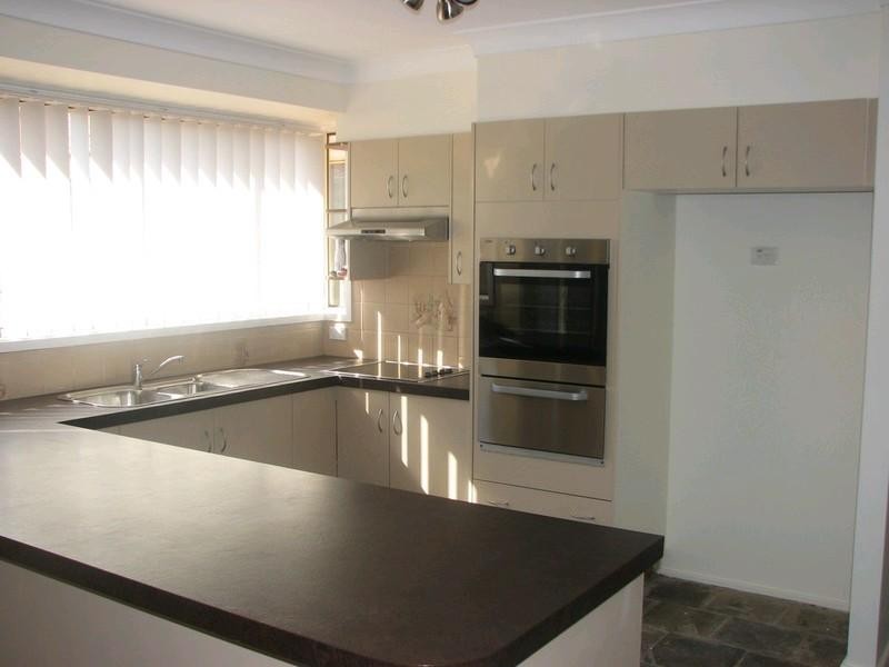 6 Mallam Road, Picton NSW 2571