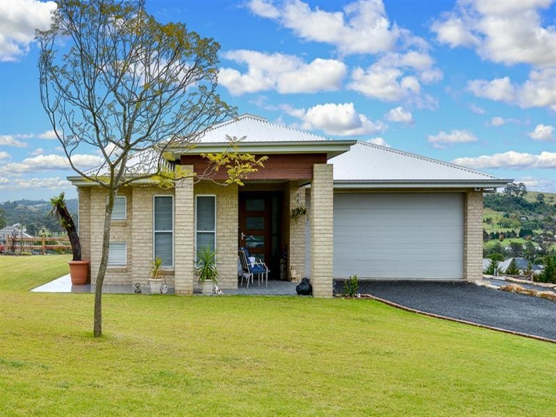 30 Stargard Crescent, Picton NSW 2571