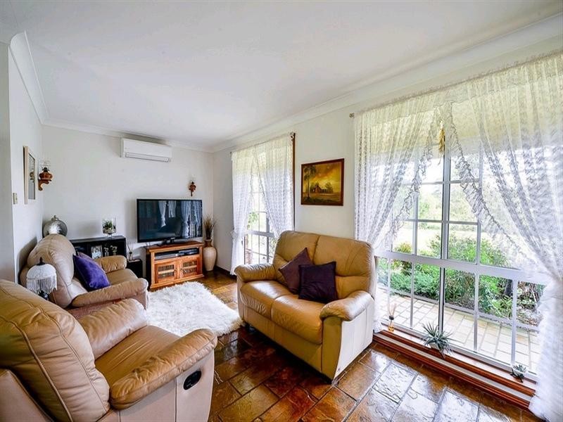 74 Hilton Park Road, Tahmoor NSW 2573