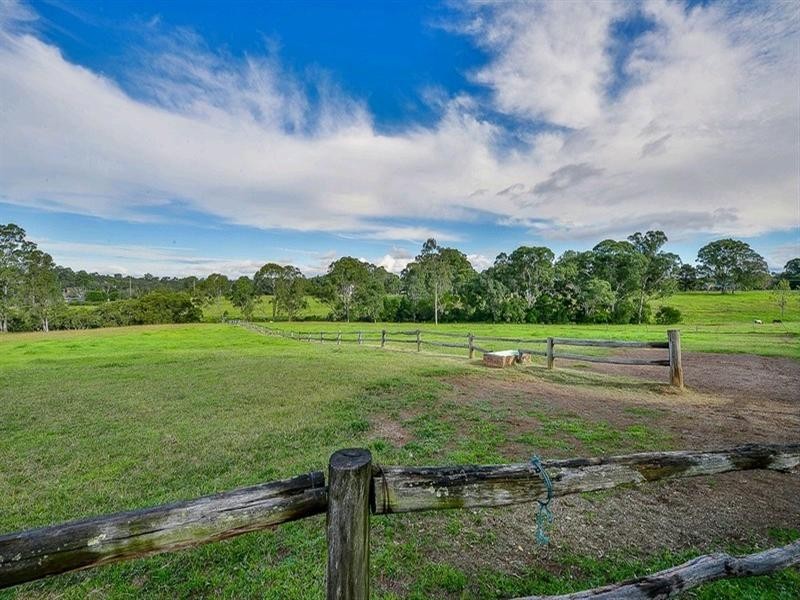 74 Hilton Park Road, Tahmoor NSW 2573