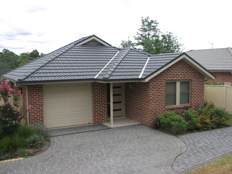 71 Remembrance Drive, Tahmoor NSW 2573