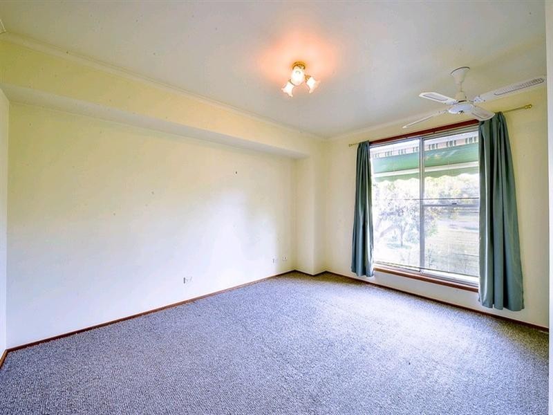 30 Westbourne Avenue, Thirlmere NSW 2572