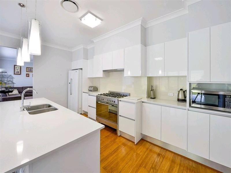 29 The Grange, Picton NSW 2571