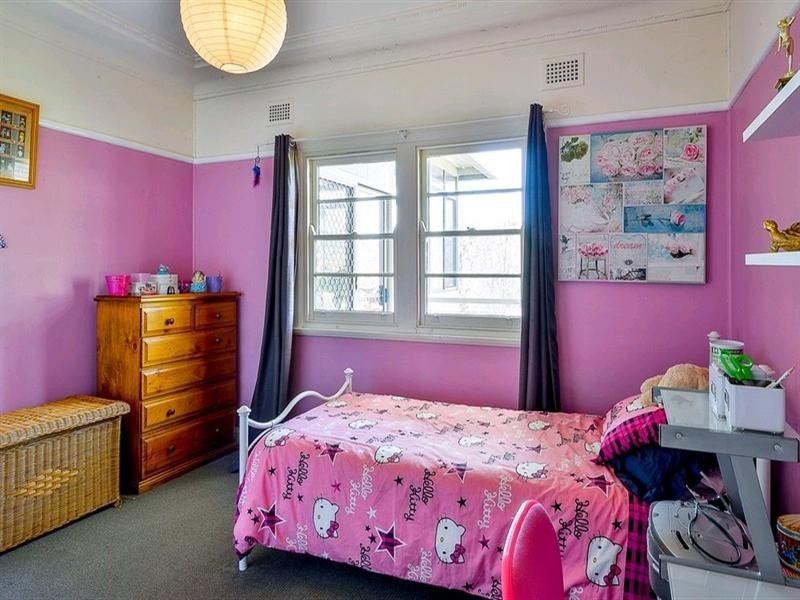 302 Argyle Street, Picton NSW 2571