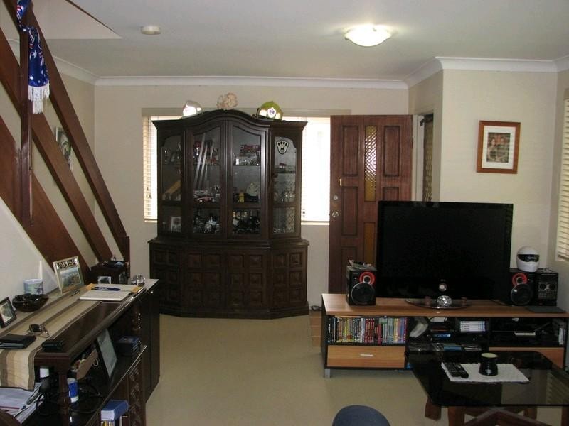 1/131 Menangle Street, Picton NSW 2571