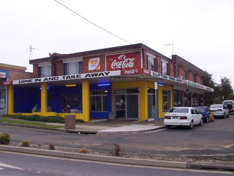 2/1 Clifton Drive, Port Macquarie NSW 2444